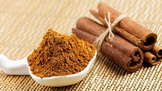 Yüzünüze asla sürmemeniz gereken 6 şey