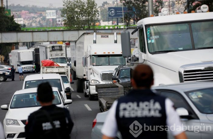 Meksika'da polisler sokağa çıktı (Hükümet muhalefeti suçladı)