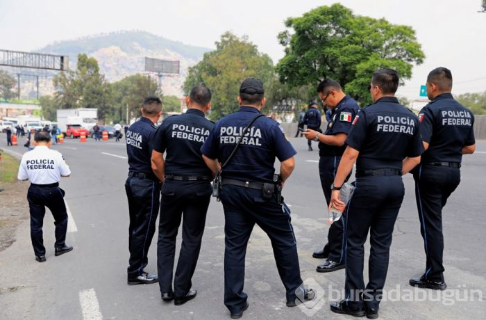 Meksika'da polisler sokağa çıktı (Hükümet muhalefeti suçladı)
