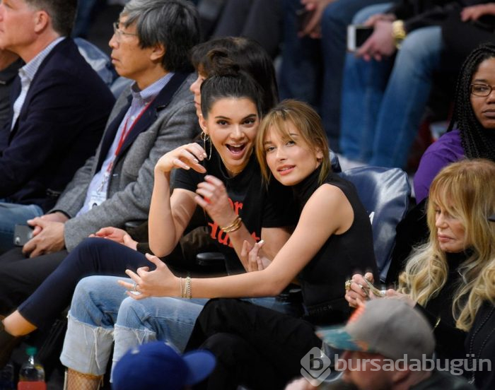 Kendall Jenner yeni sevgilisini de NBA'den buldu