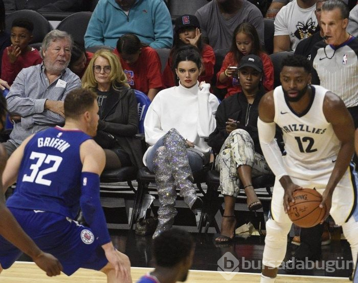 Kendall Jenner yeni sevgilisini de NBA'den buldu