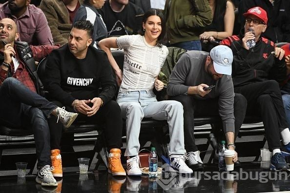 Kendall Jenner yeni sevgilisini de NBA'den buldu