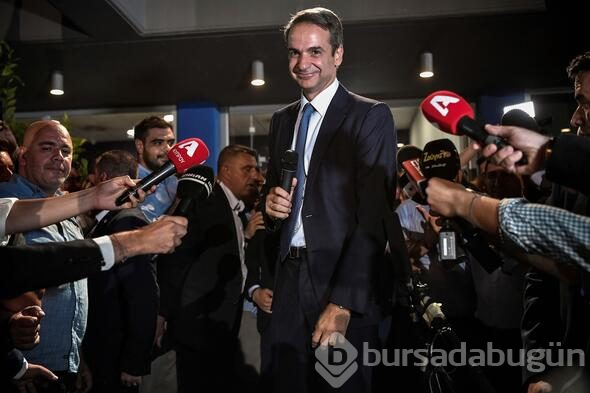 Miçotakis tek başına iktidara geldi
