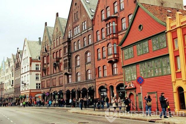 Gece Yarısı Güneşi'nin Toprakları: Norveç

