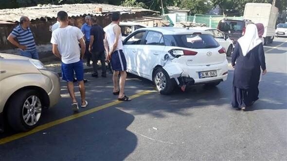 İstanbul'da alkollü aday sürücü ortalığı birbirine kattı
