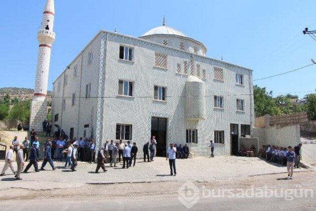 Şırnak'ta PKK'lı teröristlerin şehit ettiği 2 çoban toprağa verildi
