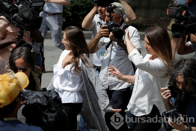 Sapık fotoğraflarla rezalet patladı! İstifa bekleniyor...
