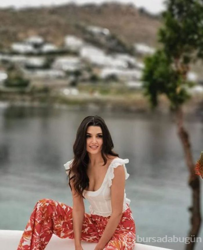 Hande Erçel:''Hayallerinizin peşini bırakmayın."
