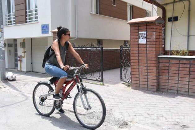 'Belki bulurum, diye her gün sokaklarda arıyorum'
