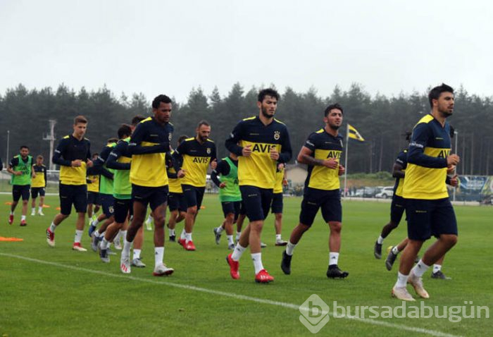 Emre Belözoğlu sahaya indi
