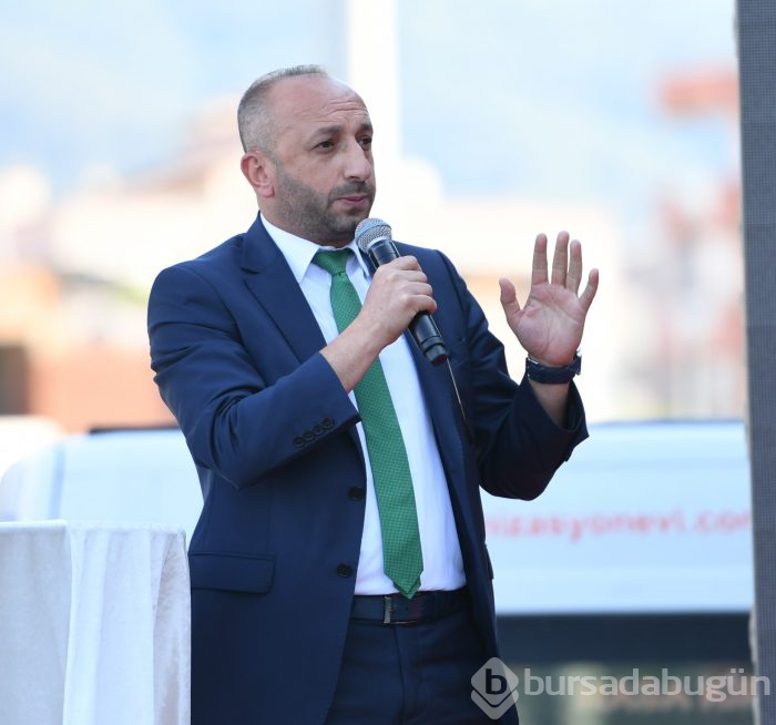 Bursaspor yeni formalarını tanıttı