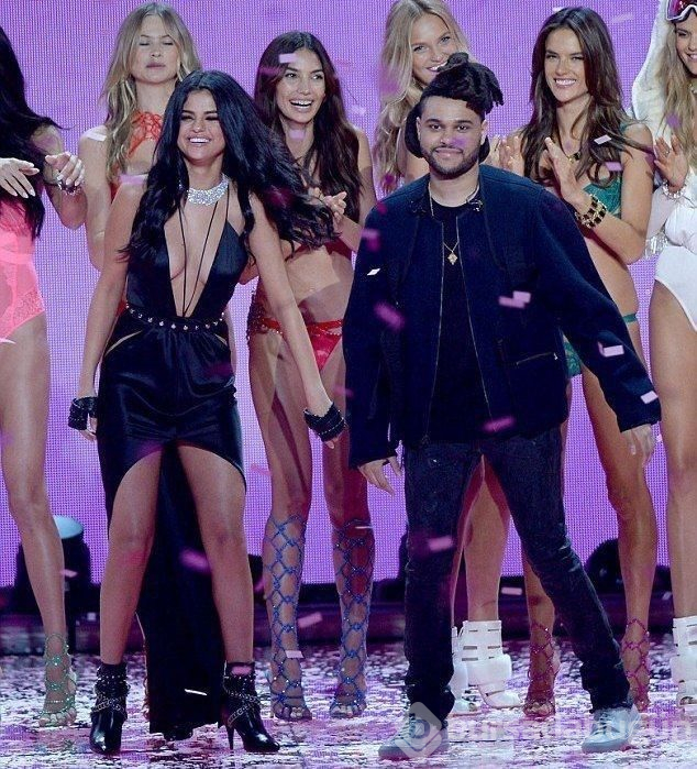 27. yaşına özel 27 karede Selena Gomez