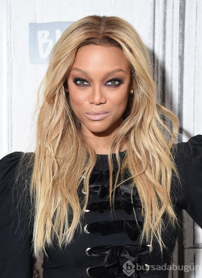 Rihanna'nın çocukluğuna benzeyen kız sosyal medyayı salladı