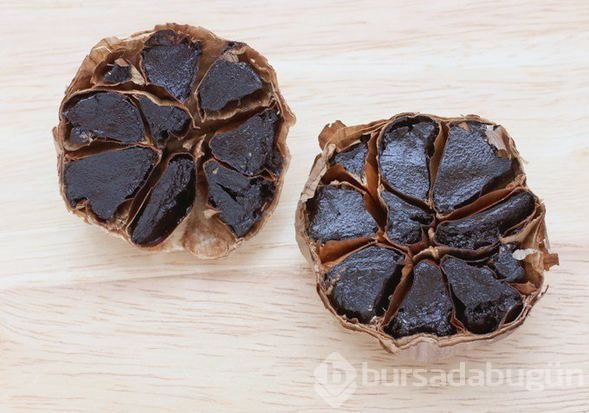 Mutfaklarda mucize! Siyah sarımsağın faydalarını biliyor musunuz?