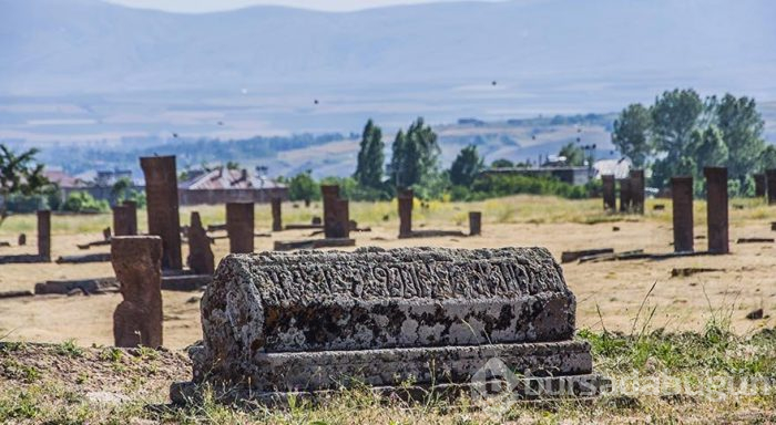 Anadolu'nun tapusu: Ahlat Selçuklu Mezarlığı