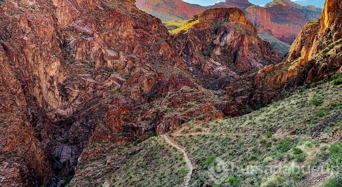 Doğa yürüyüşçülerinin ana rotası Güney Kaibab Parkuru