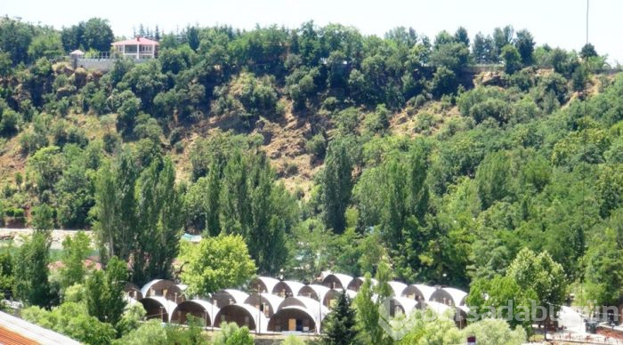 Türkiye'nin ilk çadır kamp konseptli oteli Tunceli'de açıldı
