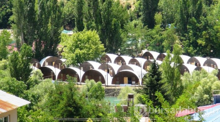Türkiye'nin ilk çadır kamp konseptli oteli Tunceli'de açıldı