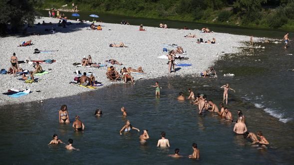 Almanya tarihi sıcağı yaşadı... 'Kendimizi Adana'da gibi hissettik'