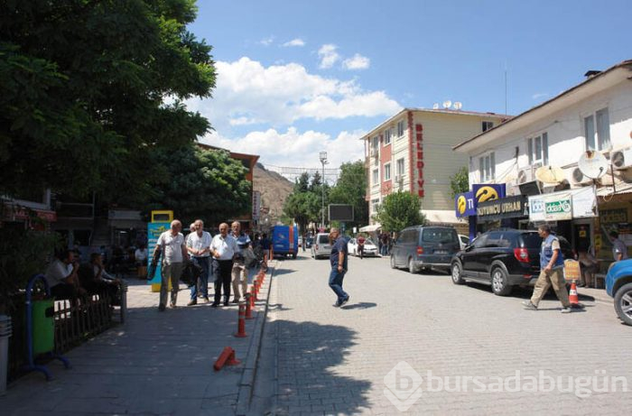 7'nci kez taşınmaya hazırlanan Yusufeli'ye ziyaretçi akını