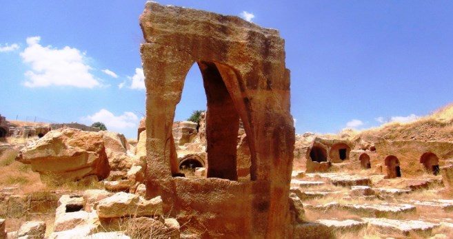 Dara Antik Kenti'nde 1500 yıllık toplu mezarlık (Dünyada başka örneği yok)