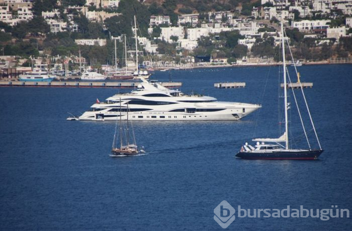 'En yakışıklı mahkum' Jeremy Meeks Bodrum'da mı? (Philip Green'in mega yatı)