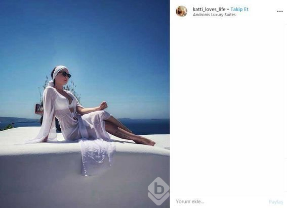 Ünlü blogger boğazı kesilmiş halde bulundu