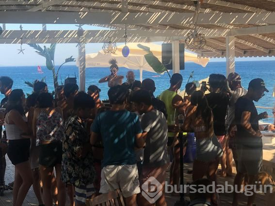 Dilan Çıtak Tatlıses denizden çıkıp sahneye koştu