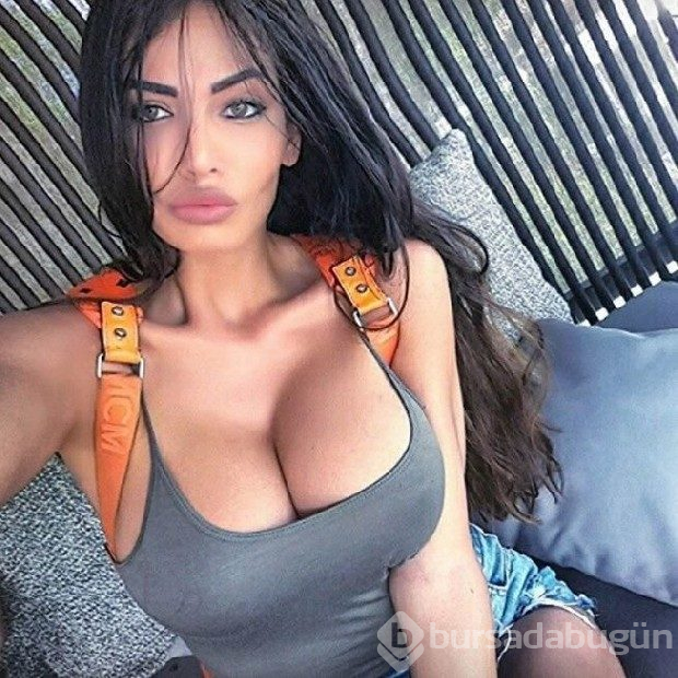 Ünlü Playboy modeli ölümden döndü! Sebebi şoke etti