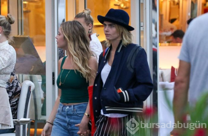 Cara Delevingne ile Ashley Benson evlendi mi?