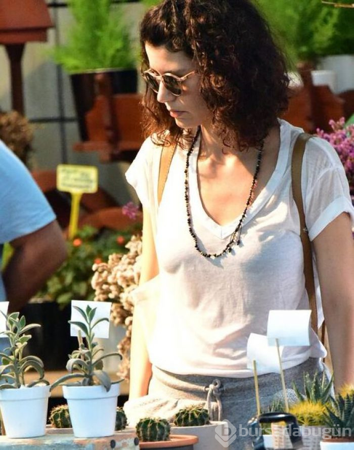 Beren Saat'in keyfi yerinde