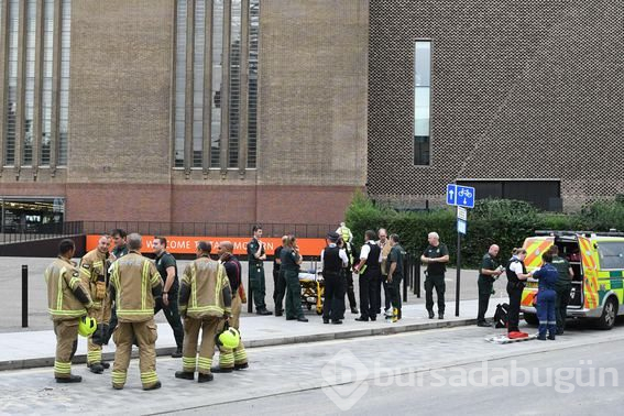Tate Modern'de altı yaşında bir çocuk 10. kattan 'atıldı'