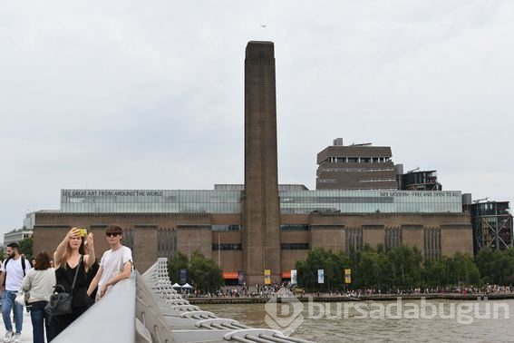 Tate Modern'de altı yaşında bir çocuk 10. kattan 'atıldı'
