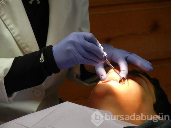 Beklemek zorunda değilsiniz! İşte tüm detaylarıyla hızlı diş teli tedavisi