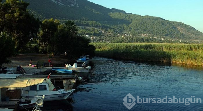 Akyaka'nın doyumsuz güzelliği Azmak Çayı