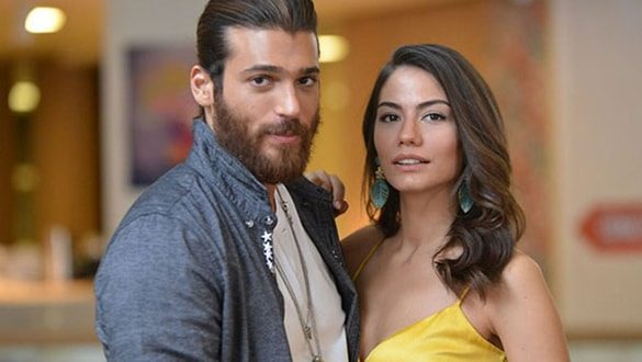 Demet Özdemir ve Can Yaman'dan Erkenci Kuş'a veda mesajları!