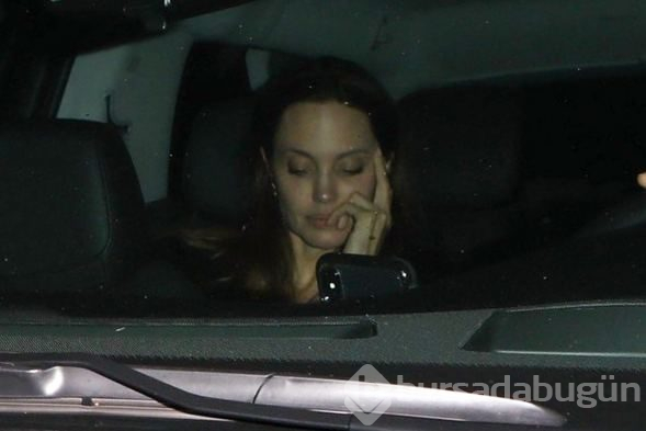 Angelina Jolie'nin düşünceli hali merak uyandırdı