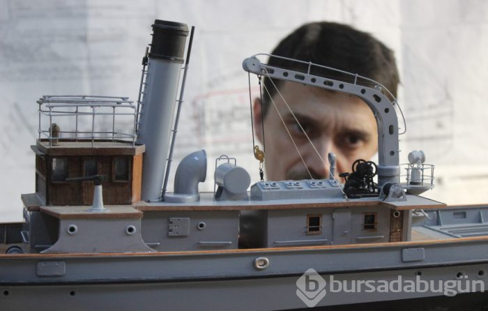 Bursa'da sularda yüzen gemilerin minyatürünü yapıyorlar!
