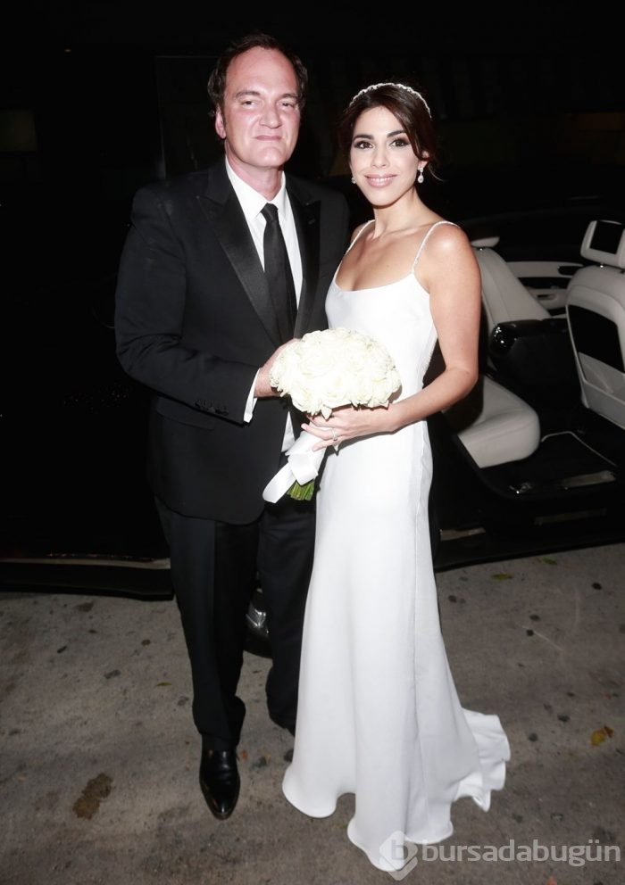 Sean Penn 31 yaş küçük sevgilisiyle tatilde (Aralarında yaş farkı olan ünlüler)