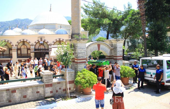 Devran Çağlar son yolculuğuna uğurlandı