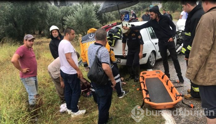 Bursa'da yağmurda 4 araç birbirine girdi: 18 yaralı	
