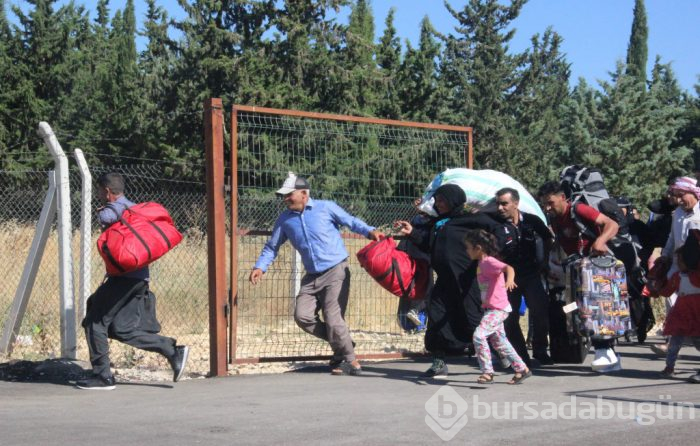 Suriyeliler ülkelerine koşarak gitti!
