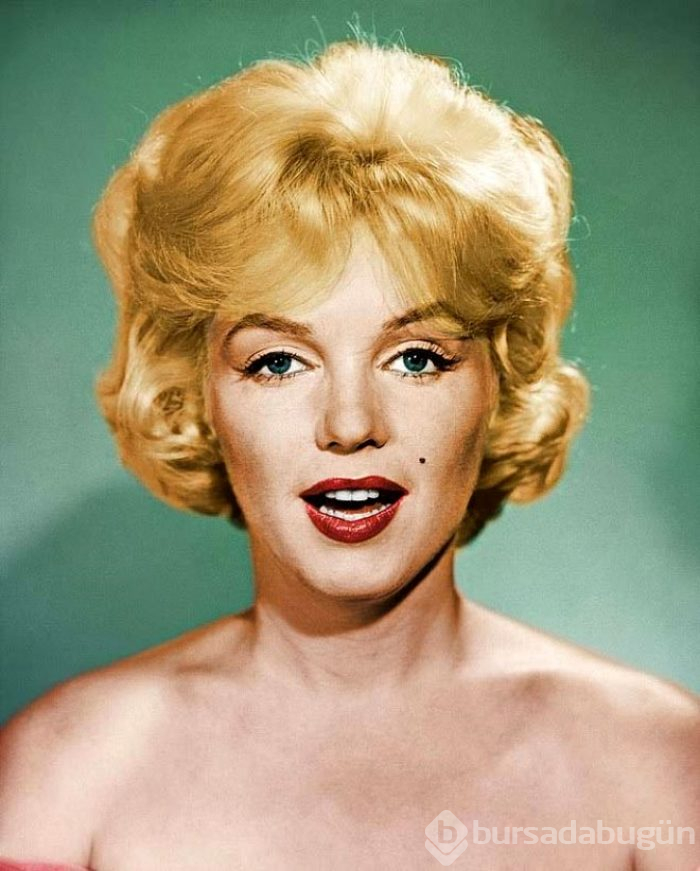 Güzelliğiyle bir döneme damga vuran Marilyn Monroe'nun cesediyle ilgili şoke eden gerçek, yıllar sonra ortaya çıktı!
