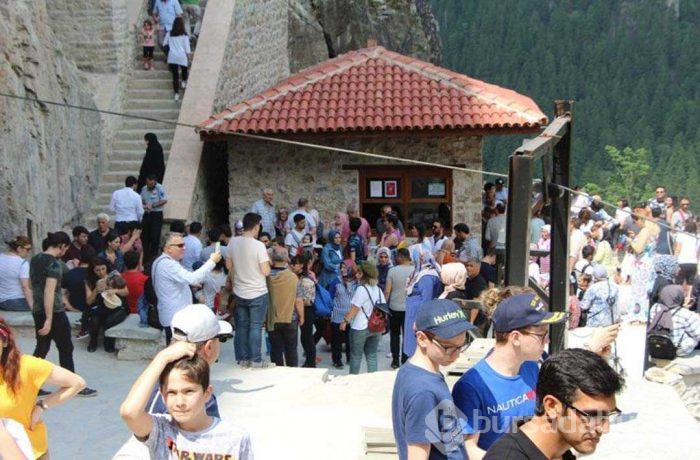 Bir bölümü ziyarete açıldı turist akınına uğradı