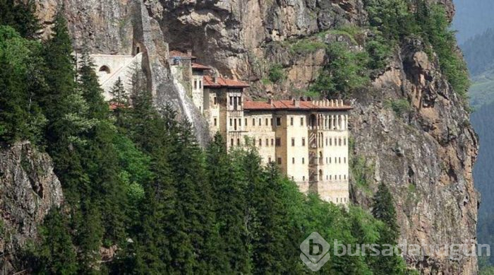 Bir bölümü ziyarete açıldı turist akınına uğradı