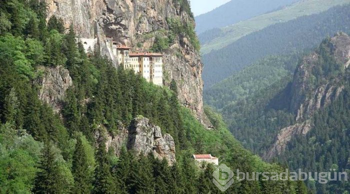 Bir bölümü ziyarete açıldı turist akınına uğradı