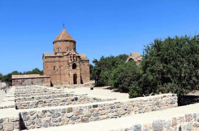1100 yıllık kilisede 7'nci ayin hazırlıkları başladı
