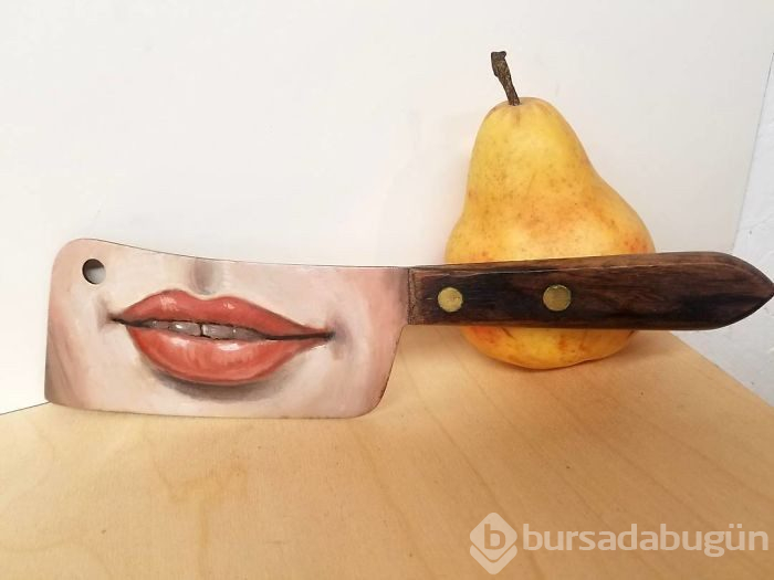 Çöpe atılan eşyalardan sanat eserleri yaratıyor!
