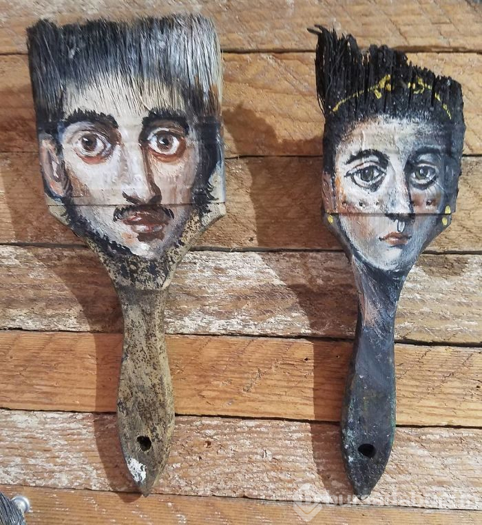 Çöpe atılan eşyalardan sanat eserleri yaratıyor!
