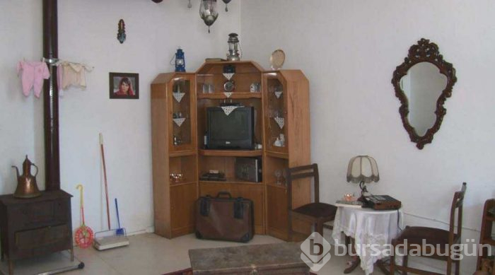 '90'lar evi' görenleri zamanda yolculuğa çıkarıyor
